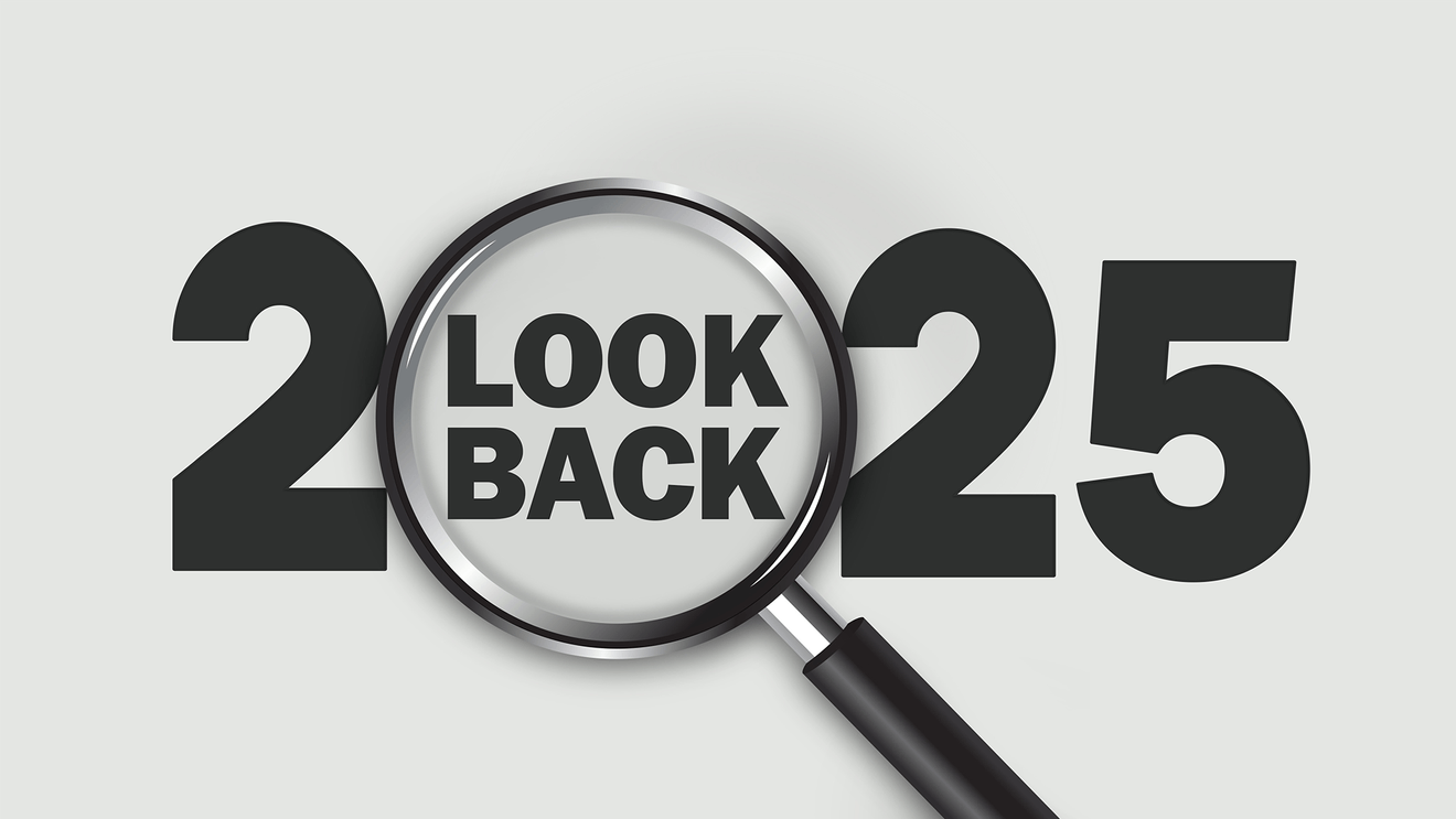 magnifying glass looking back on 2025